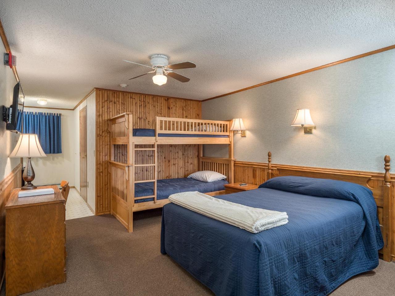 Motel The At The Rostay 3*